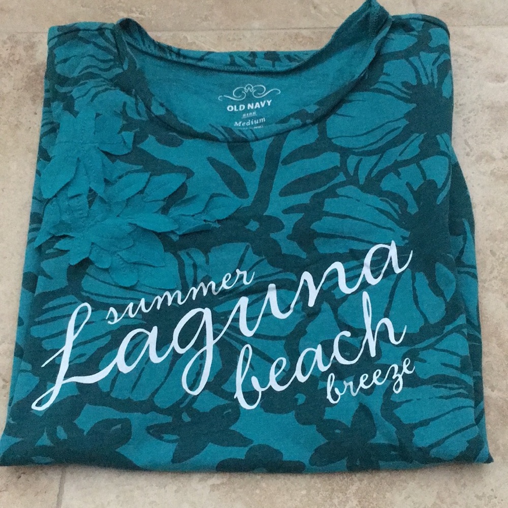 MEDIUM Old Navy Summer Laguana Beach Breeze T - Picture 3 of 7